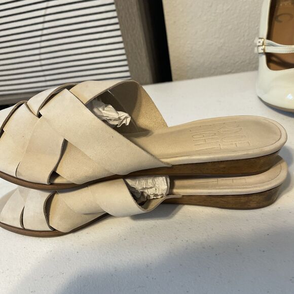 NEW Bird of Flight Slip Ons Shoes Womens Size 8B Tan Suede Feel Wood Heel - Picture 3 of 9